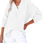 Damebluse med lange ermer og knapper i casualstil