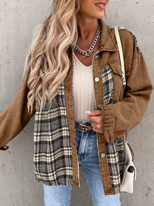 Denimjakke med lange ermer og rutete knapper