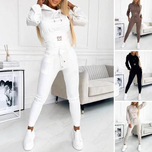 Todelt joggedress for kvinner med hette