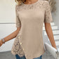 Damebluse med blomstertopp og korte ermer