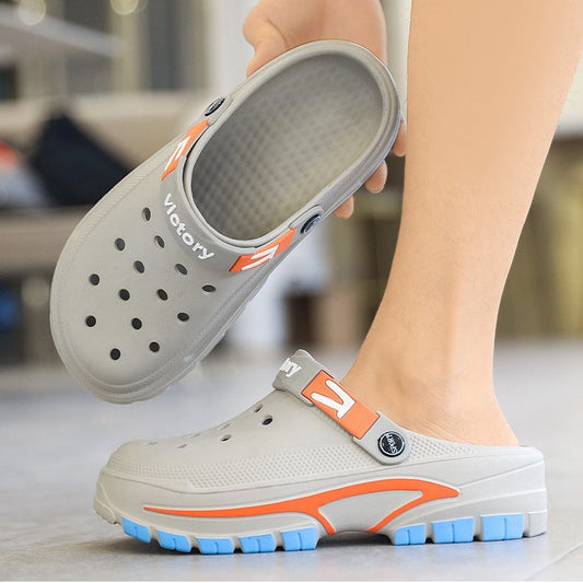 Pustende slip on-sandaler for menn