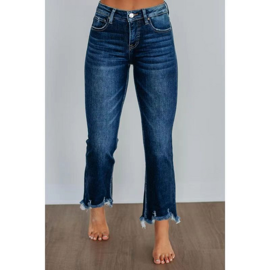 Slankende og hoftehevende bootcut-jeans