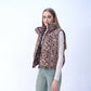 Lett puffervest for kvinner med leopardmønster