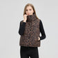 Lett puffervest for kvinner med leopardmønster