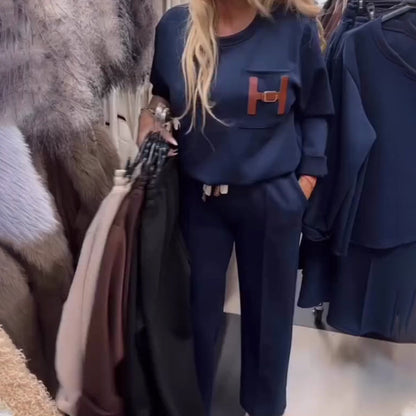 Avslappet loungewear-sett med H-akzent