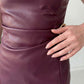 ⏳50 % RABATT NÅ! 👗💕Damekjole i krøllet imitert skinn, midilengde🔥