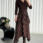 ✨ Nytt & nå på tilbud: Tettsittende Fit & Flare Midi-kjole med sløyfebelte