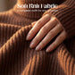Elegant turtleneck slim-fit strikkekjole