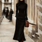 Elegant turtleneck slim-fit strikkekjole