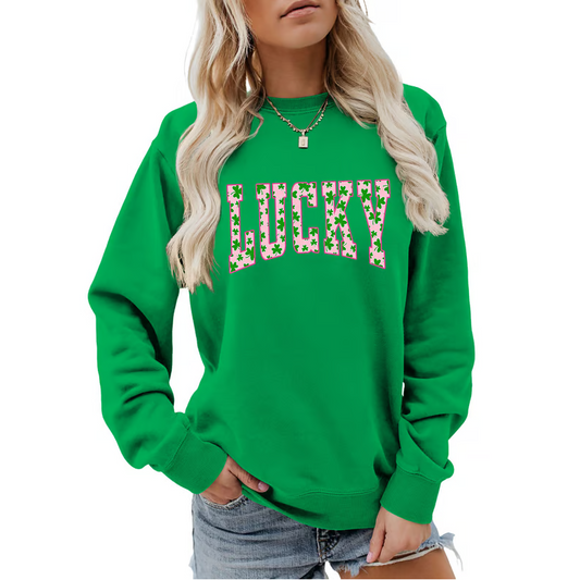 🍀Uunnværlig til St. Patrick's Day! Dametrøye med heldig kløver-motiv