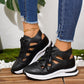 Pustende sneakers med snøring og utskjæringer