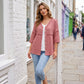 👚Damebluse med V-hals, blonderkant og knapper – elegant hverdagsbluse✨