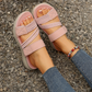 Flate sandaler med flere stropper for damer
