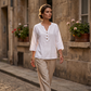 Casual bluse med V-hals og 3/4-ermer for damer