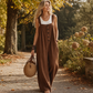 Jumpsuit for kvinner i fritidsstil med brede stropper og knapper
