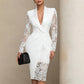 Elegant bodycon-kjole for kvinner med V-hals og blonder på ermene